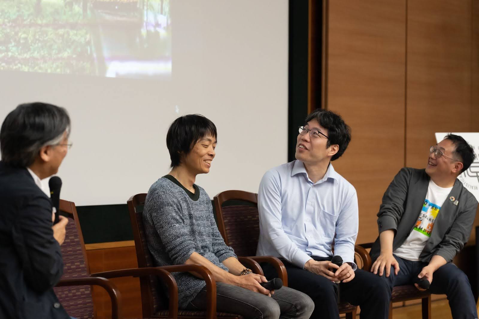 登壇者対談「学校ってなんなんだろう？」